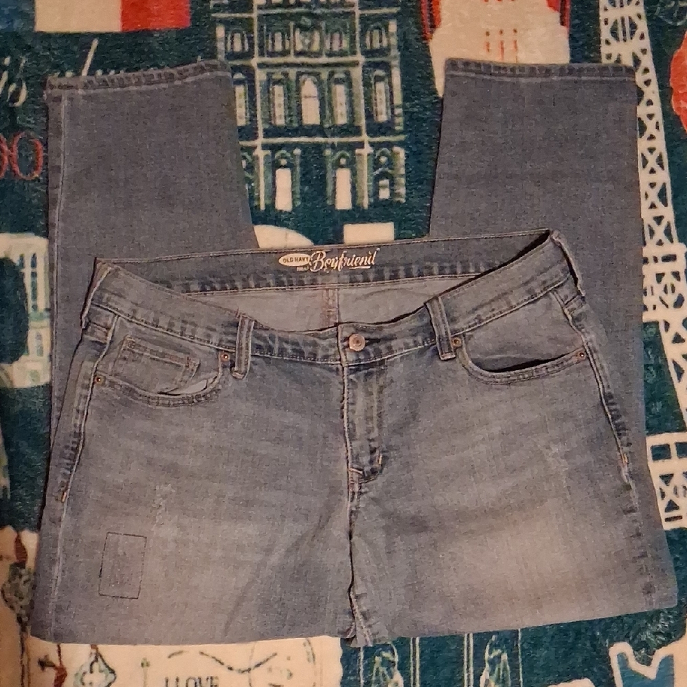 Old Navy Light Blue Distressed Boyfriend Jeans. Size 10